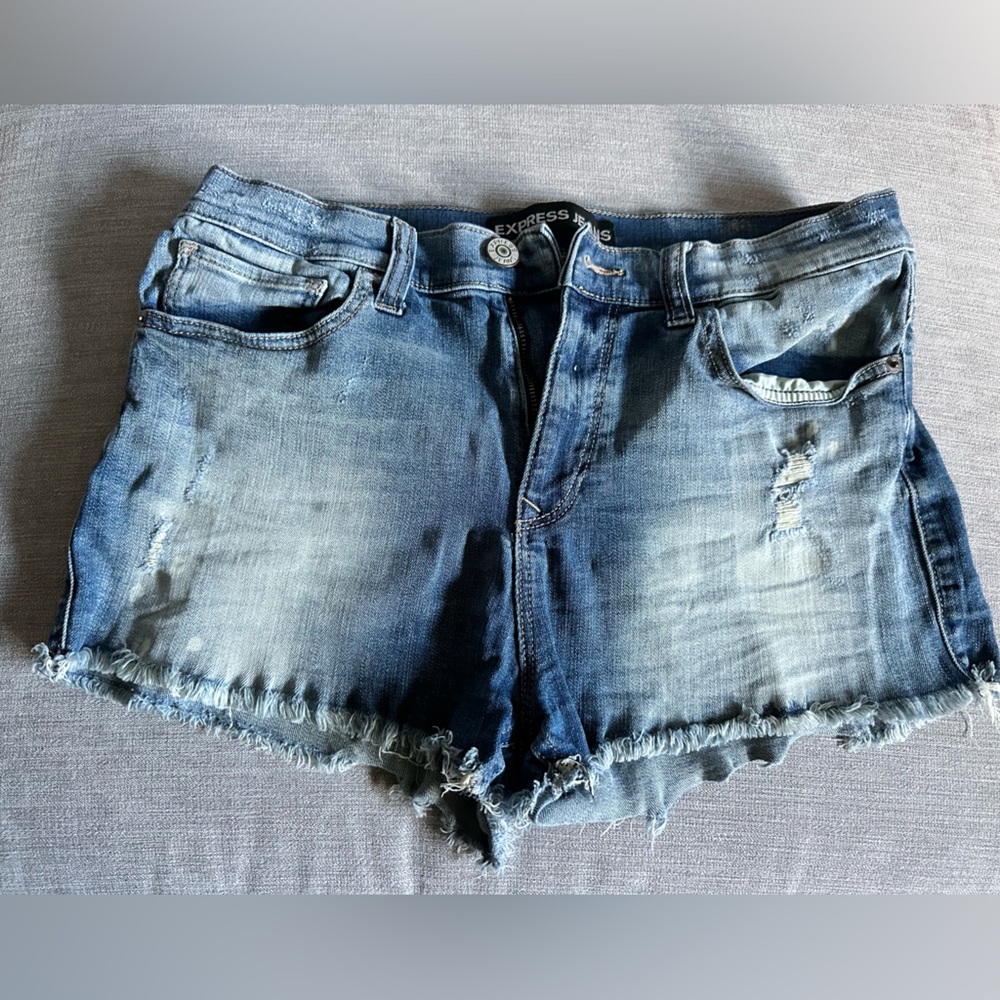 women’s express shorts